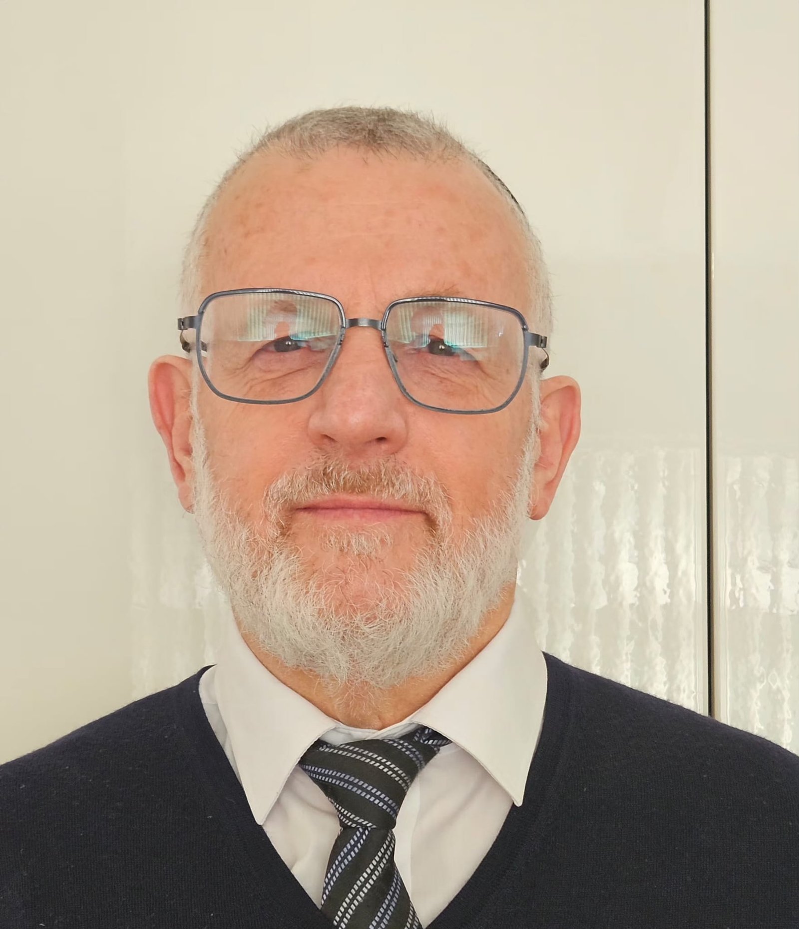 Private Psychiatry Manchester - Dr Schauder Profile Pic